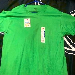 Green Hanes t shirt